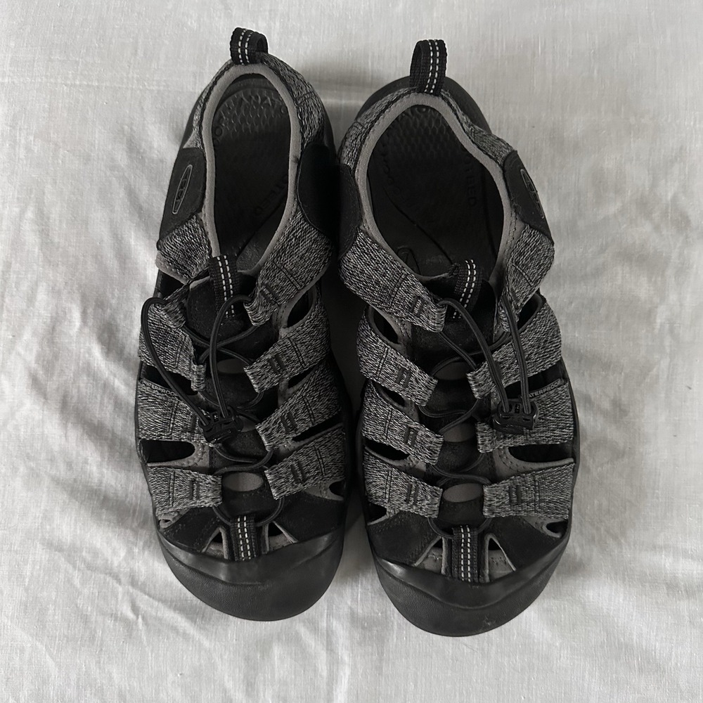 KEEN Men's 11.5 Closed Toe Hiking Sandals Gray Black Outdoor Trail Shoes - Picture 8 of 8